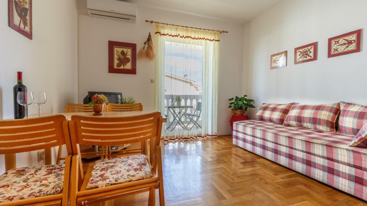 Apartment Josephine 2 Malinska Εξωτερικό φωτογραφία