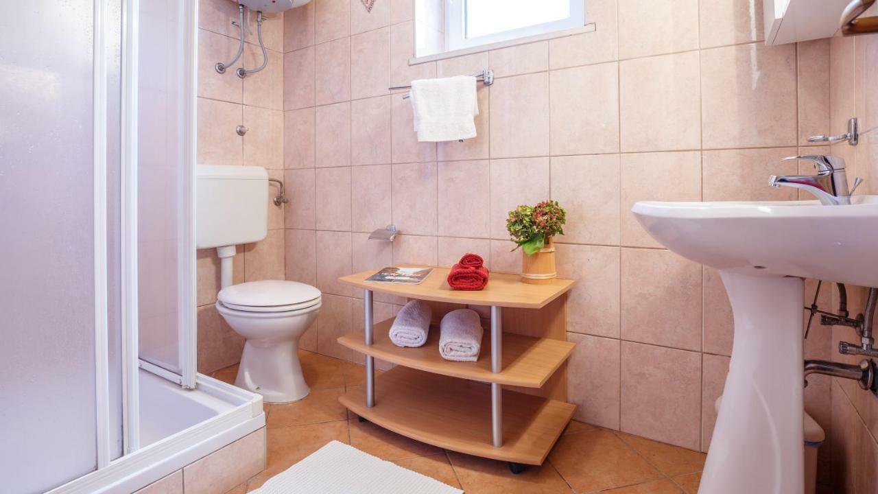 Apartment Josephine 2 Malinska Εξωτερικό φωτογραφία
