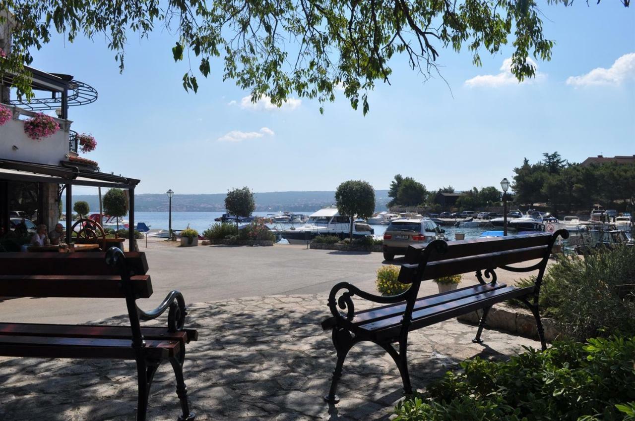 Apartment Josephine 2 Malinska Εξωτερικό φωτογραφία